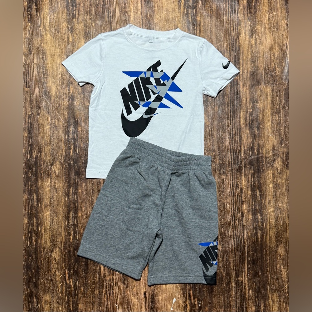 Nike Gray and Blue T-Shirt and Cotton Shorts Set size 6